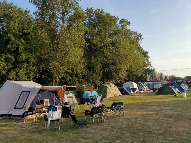 Wat een kamp!￼